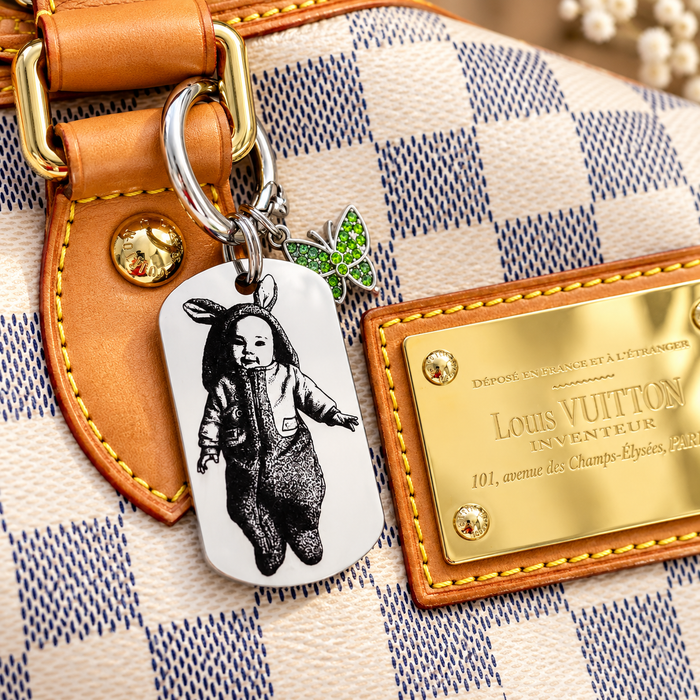 Custom Engraved Photo Keychain Gold Silver – Personalised Picture Keyring Gift for Aunt, Uncle Portrait Keepsake - KCD026