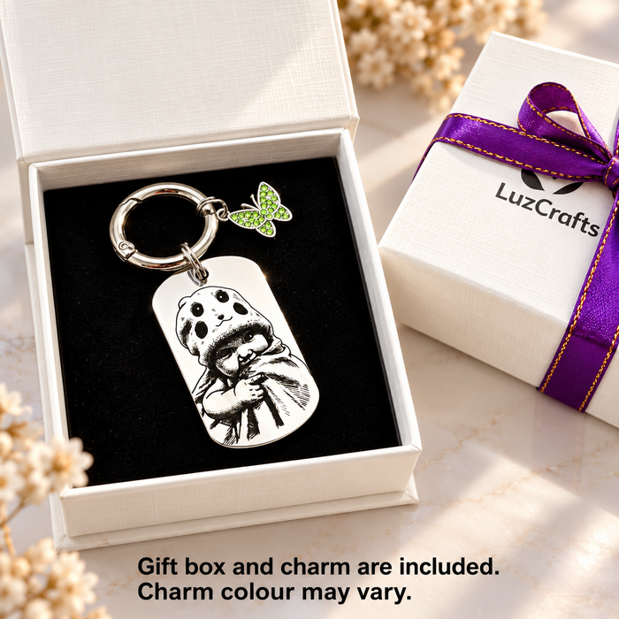 Personalised Photo Keychain Gold Silver – Custom Engraved Picture Keyring Stainless Steel Gift for Aunt or Uncle, Christmas Portrait Keepsake - KCD025