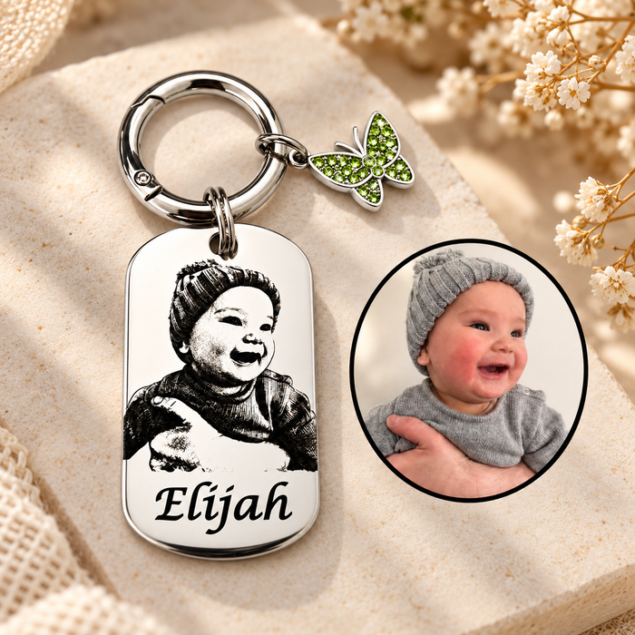 Custom Engraved Photo Keychain Gold Silver – Personalised Portrait Keyring Gift for Grandparents, Gift for Mum - KCD024