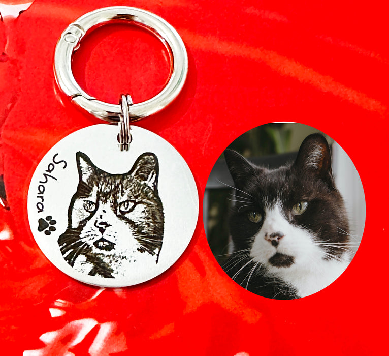 Engraved Pet Photo Keychain Personalized in Stainless Steel -  Pet Loss Memorial Gift - Cat Portrait Keyring - KCD005