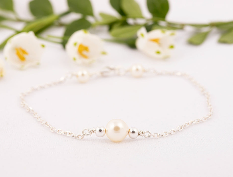 Dainty Pearl Bracelet Sterling Silver/Swarovski Pearl Bracelet/Everyday Bracelet/Simple Pearl Bracelet/Pearl Bracelet/Gift for Women