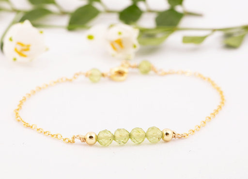 Peridot Bracelet Sterling Silver, Dainty Peridot Bracelet, Peridot Bracelet, August Birthstone Bracelet, Birthstone Bracelet for Women