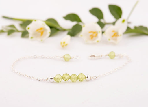 Peridot Bracelet Sterling Silver, Peridot Birthstone Bracelet, Peridot Bracelet, August Birthstone Bracelet, Birthstone Bracelet for Women