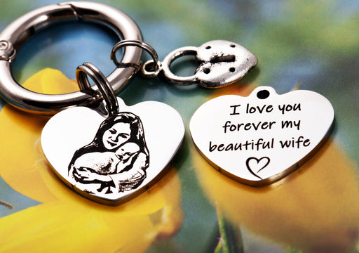 Real Picture Keychain Engraved in Stainless Steel, Personalized Anniversary Gift for Wife, Custom Photo Keychain Gold, Portrait Keyring